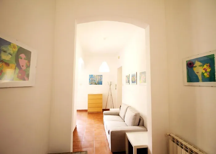 Walk To The Colosseum From Your Family *